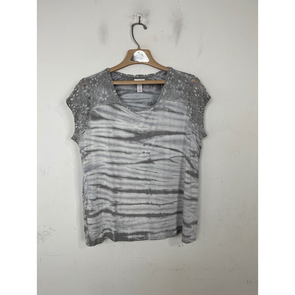 Chico's Grey Tie Dye Lace Shoulder Short Sleeve‎ Top Blouse Size 2 Large